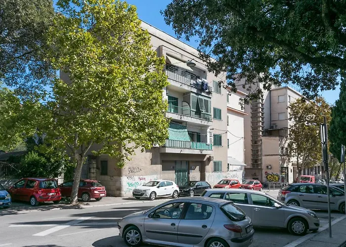 With Wifi - 21804 Apartment