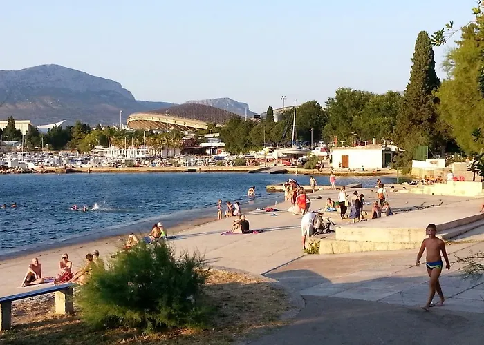 Apartment With Wifi - 21804 *